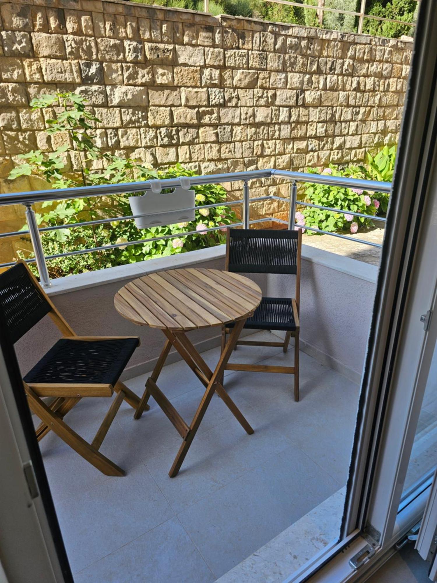 Anja & Ogo Apartments Sea View & Pool Petrovac Exterior foto